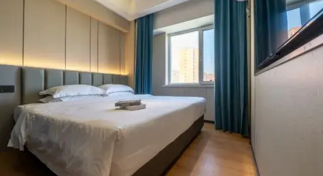 Люкс Deluxe R ROYALSS HOTEL (Hohhot Saihan District Jinqiao Economic Development Zone)
