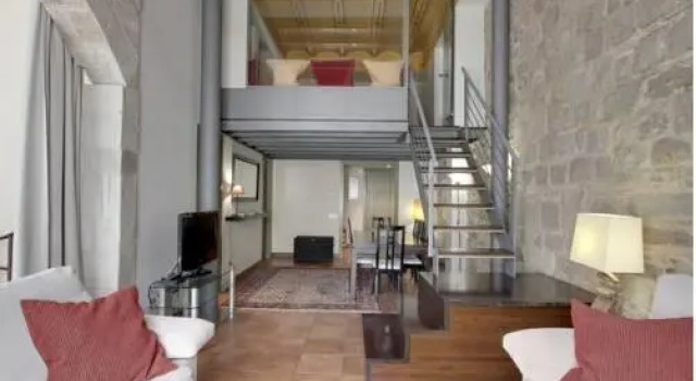 Cervantes Harbour Duplex, Забронировать Отель Барселона провинция Барселона, рядом с Приход Св. Августина