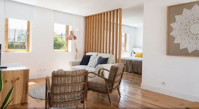 Студия с балконом и с видом на реку Cozy Lisbon Graça