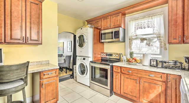 Апартаменты Long Branch Apartment: 1 Mi to Beach, Pier Village