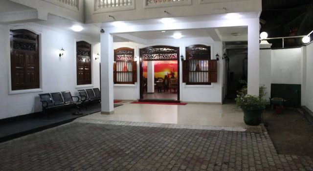 Dew Grand Regency