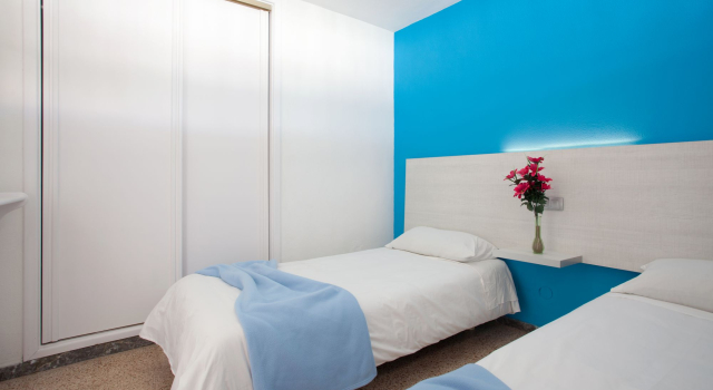 Apartamentos Europa, Забронировать Апартаменты/квартира Отели Плайя дель Инглес с бассейном, рядом с Экуменический храм Эль-Сальвадор, Бассейн
