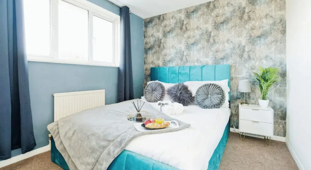 Canterbury Charm, Spacious 4 Bed House