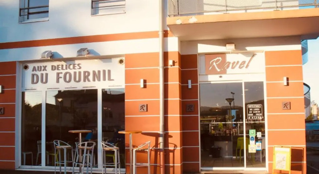 Studio en face Hopital Nord avec terrasse, Rezervasyon Otel  
