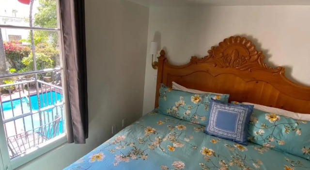 Люкс с балконом Villa Rosa Inn