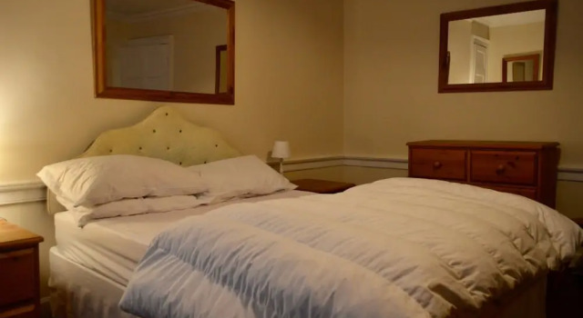 Central 1 Bedroom Apartment Sleeps 2, Забронировать Апартаменты/квартира Апартаменты Эдинбурга, рядом с St George's West Church, Апартаменты/квартира