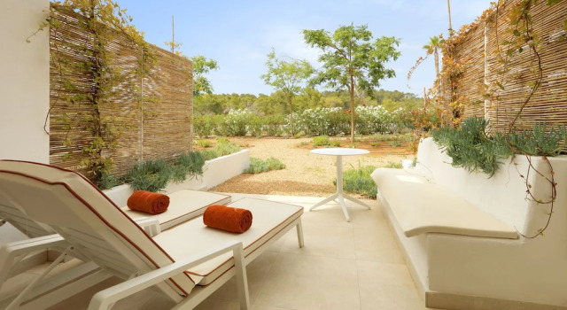 Номер Deluxe The Signature Level at TRS Ibiza Hotel