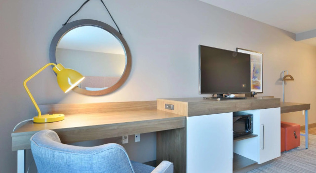 Четырёхместный номер Standard Hampton Inn & Suites Menomonie-UW Stout