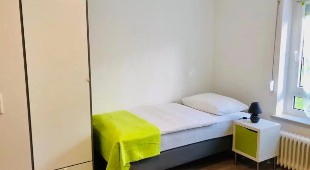 Zimmervermietung38 - Wild 1, Rezerwuj Hotel Salzgitter Brunswick Land