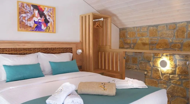 Akrolithos Luxury Suites & Spa, Book Guesthouse Flogita 