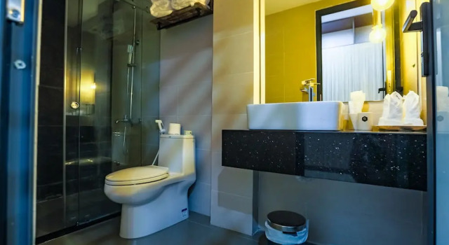 Номер Deluxe The G Hotel Hue
