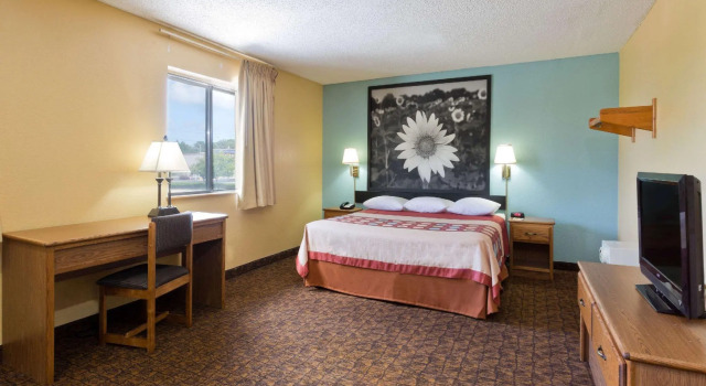 Люкс Super 8 by Wyndham Lexington Park/California Area