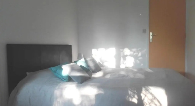 "CHEZ AURELIE" T5 100m2 4ch 2sdb parking terrasse TALENCE, Varaa Hotelli Hotellit ja majoitukset kohteessa Talence, Hotelli