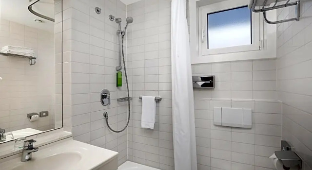 Одноместный номер Standard с видом на внутренний двор HI Hotel International Hamburg