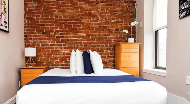 Студия Deluxe Maverick Suites at 400 Columbus Ave