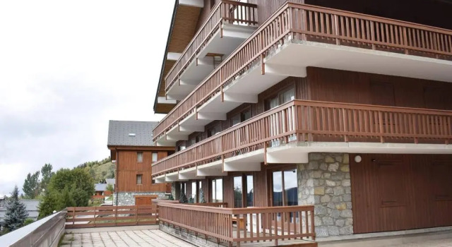 Appartement Méribel, 3 pièces, 6 personnes - FR-1-180-365, Prenota Appartamento Hotel a Alvernia con parcheggio, Parcheggio