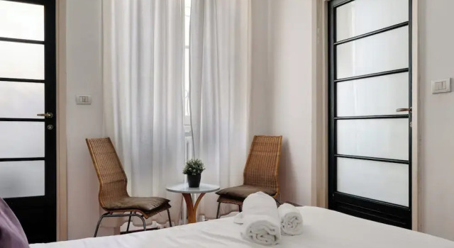 JOIVY Bright 1BR flat near Mudec Museum, Book Hotel Milan Lombardy
