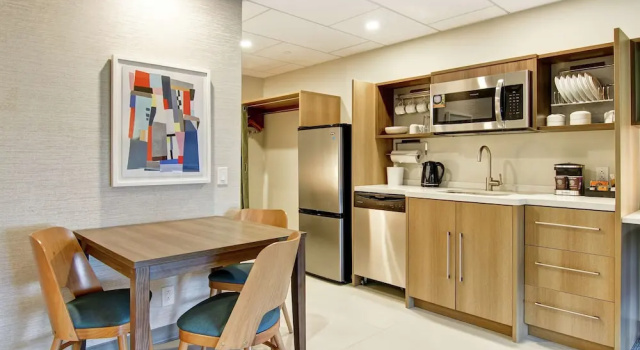 Люкс c 1 комнатой Home2 Suites By Hilton Montreal Dorval