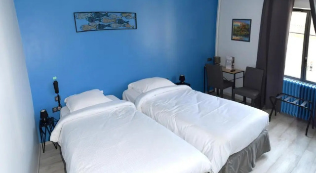 Двухместный номер Standard Hotel de lAbbaye à Cluny