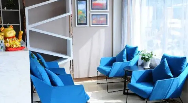 Grace Inn Hotel (Jinan Jingshi Road Hexie Square Qilu Children's Hospital), Забронировать Отель Хуайинь 