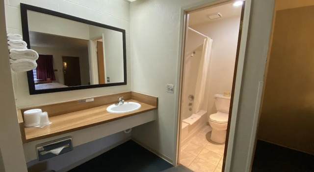 Номер Standard Orland Inn