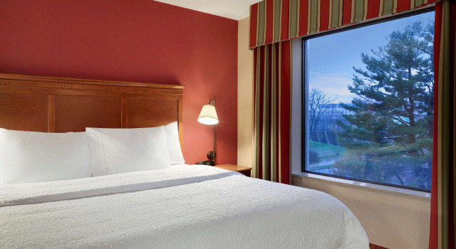 Hampton Inn & Suites Hartford/East Hartford