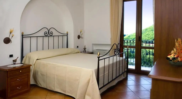 Standard Zimmer Farfalle E Gabbiani