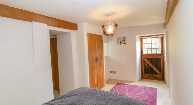 Apple Tree Cottage, Забронировать Дом для отпуска Отели Котсуолда с парковкой, Парковка