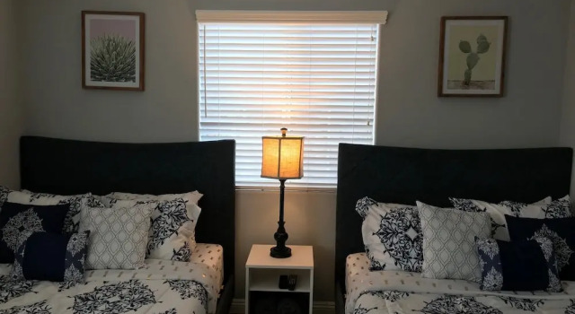 Downtown La Center Bedrooms, Забронировать Отель Отели Лос-Анджелеса 3 звезды, 3*
