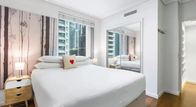 2-bed Brisbane City Pad With Pool & Gym, Забронировать Апартаменты/квартира Брисбен Brisbane Region, рядом с Торговый центр Queen Street