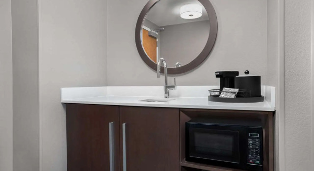 Люкс Hampton Inn & Suites Atlanta-Six Flags