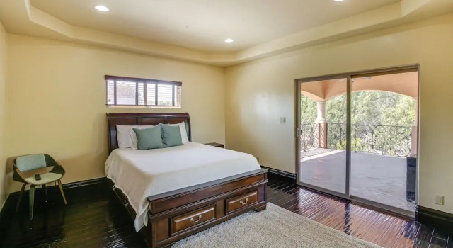 Вилла Spacious Fullerton Villa w/ Private Pool & Hot Tub