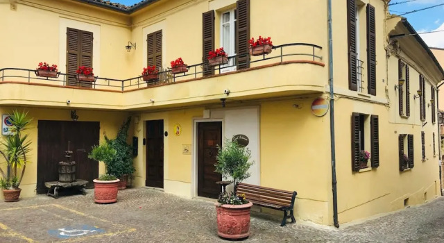 Don Pasquale Picciano- PESCARA-ABRUZZO, Reserva ahora Bed & breakfast Picciano Abruzos