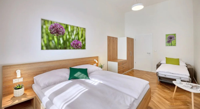 Apartamento familiar 2 dormitorios con balcón DownTown Suites Rubesova