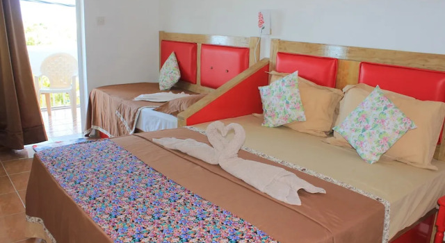 Standardní Třílůžkový pokoj s balkonem LeBovallon B&B