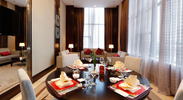 Wyndham Grand Plaza Royale Mingfa Zhangzhou, Book Hotel Hoteller i Zhangzhou med pool, Swimmingpool
