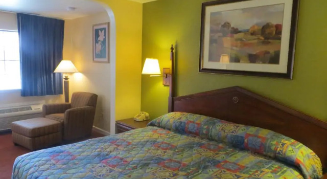 Студия Pleasanton Executive Inn By OYO