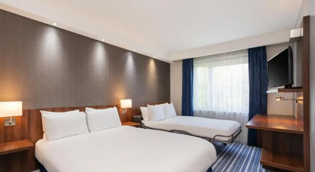 Трёхместный номер B&B Hotel Cambridge South