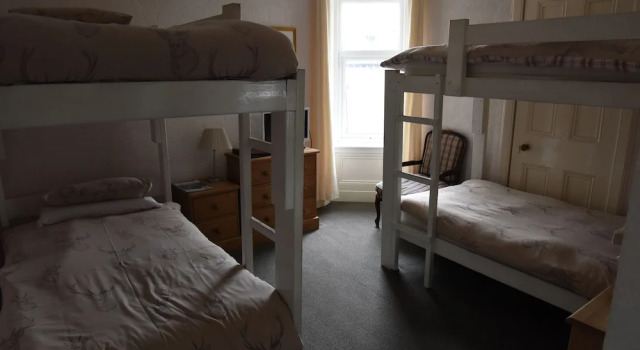 Четырёхместный номер Bunk Corran House Guest House