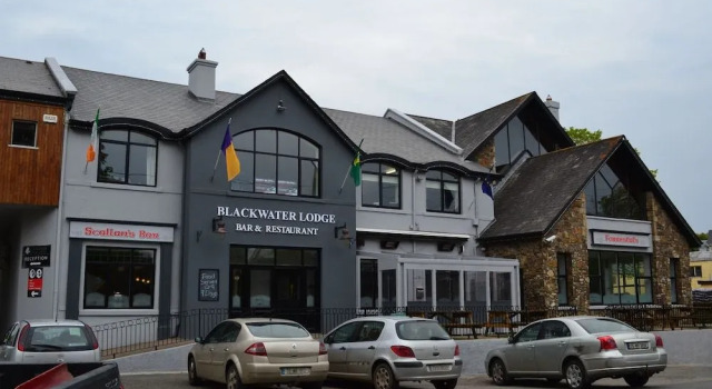 Blackwater Lodge Hotel, Buchen Sie Hotel Hotels in Leinster mit Parkplatz, Parkplätze