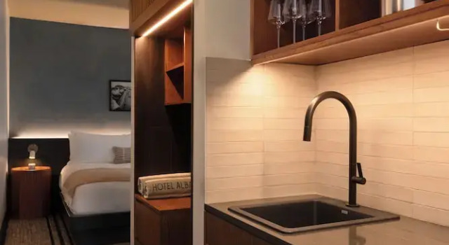 Люкс Luxury Hotel Albatross