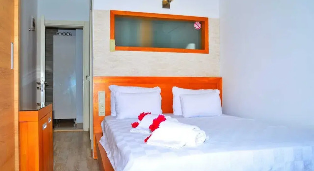 Одноместный номер Standard с балконом и с видом на море Nur Hotel