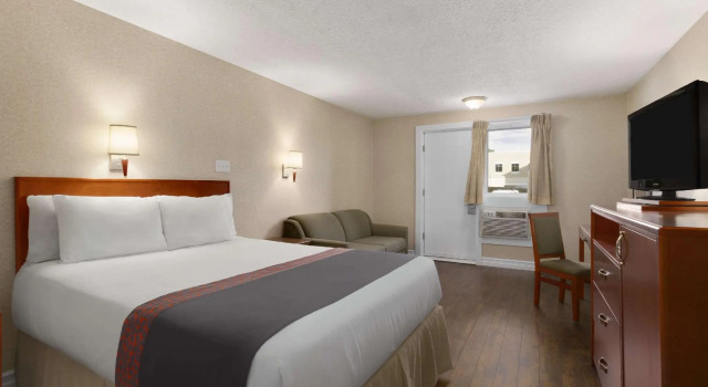 Двухместный номер Standard Days Inn by Wyndham Bridgewater Conference Center