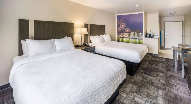 AmericInn by Wyndham Green Bay Near Stadium, 预订 酒店 绿湾 威斯康星州