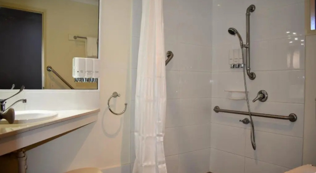 Трёхместный номер Standard Best Western Tuscany on Tor Motor Inn