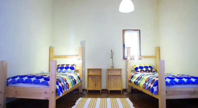 Vale Figueiras Surf Camp & Resort, Забронировать Курортный отель Отели Алжезур с завтраком, Завтраки