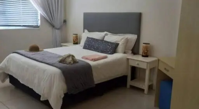 Luxury 4 bedroom apartment, Забронировать Апартаменты/квартира Апартаменты Маргит, рядом с Margate Beach, Апартаменты/квартира