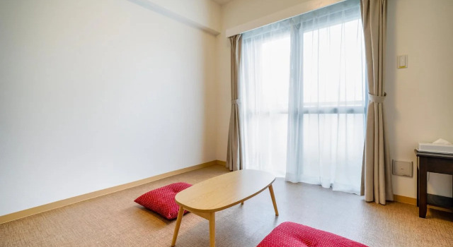 Cosmos Shintoshin, Rezervovat Hotel Naha Okinawa, poblíž Tomarin - Tomari Port Terminal