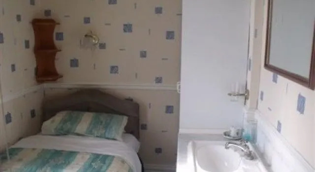Hillrise Guest House