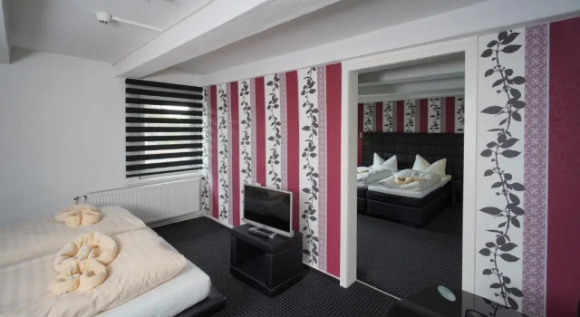 Четырёхместный номер Standard Hotel Zum Löwen